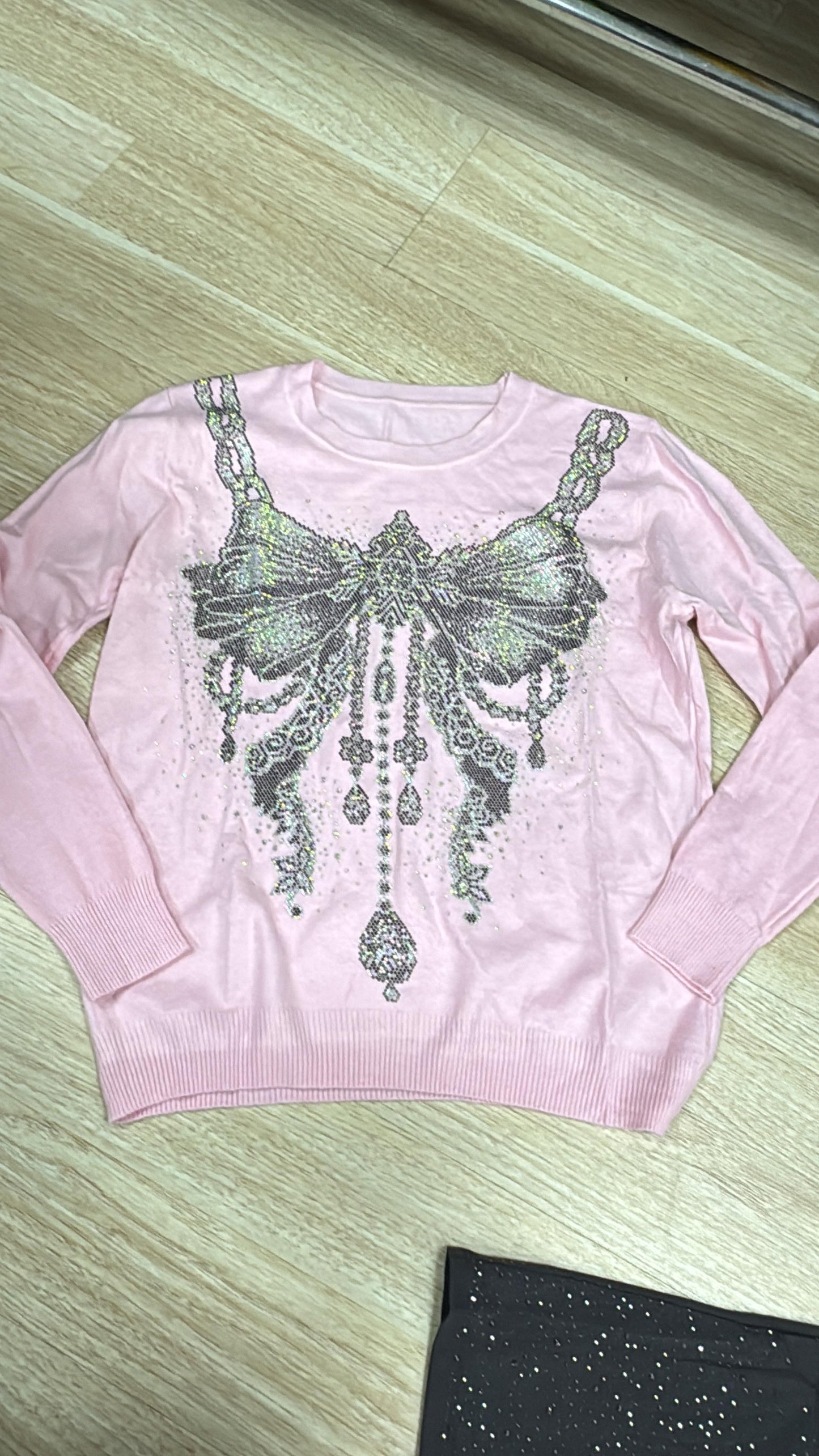 Pink Mariposa Sweater/Blusa